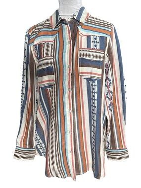 NWT Cotton & Rye Women’s Dobby Serape Print Shirt. Size Large